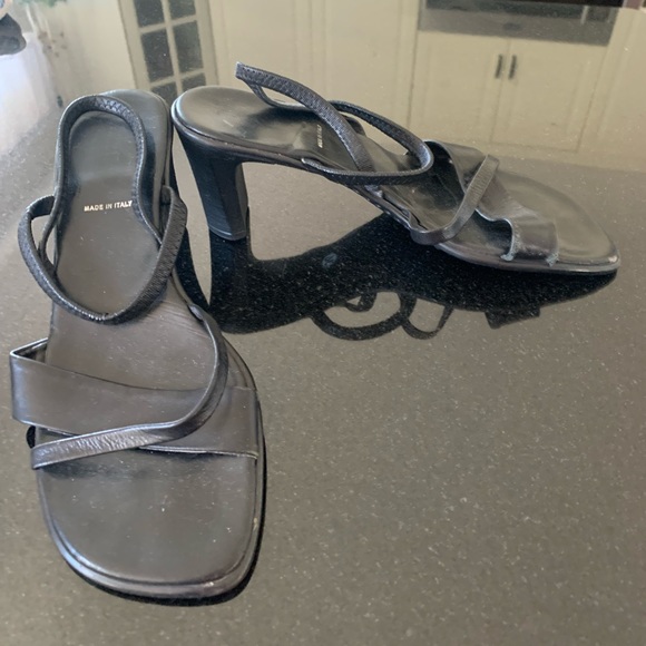 Black sandals - Picture 2 of 3